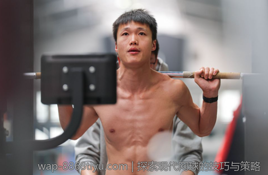 探索现代网球的技巧与策略